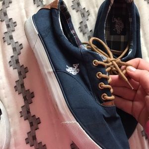 Ralph Lauren lace up sneakers